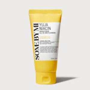 SOME BY MI Yuja Niacin Brightening All-In-One Cleanser